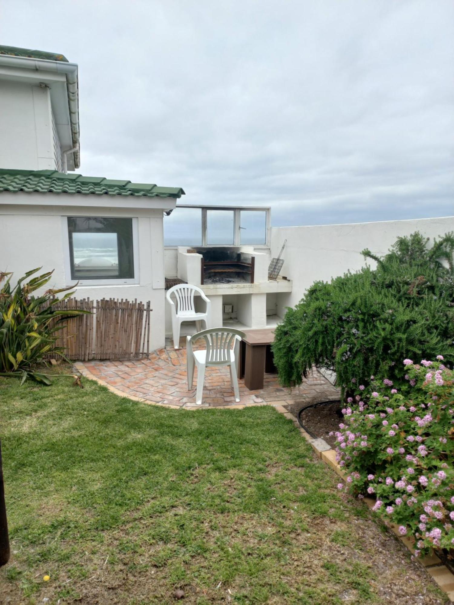 Swept Away Guesthouse - No-Loadshedding Yzerfontein Εξωτερικό φωτογραφία