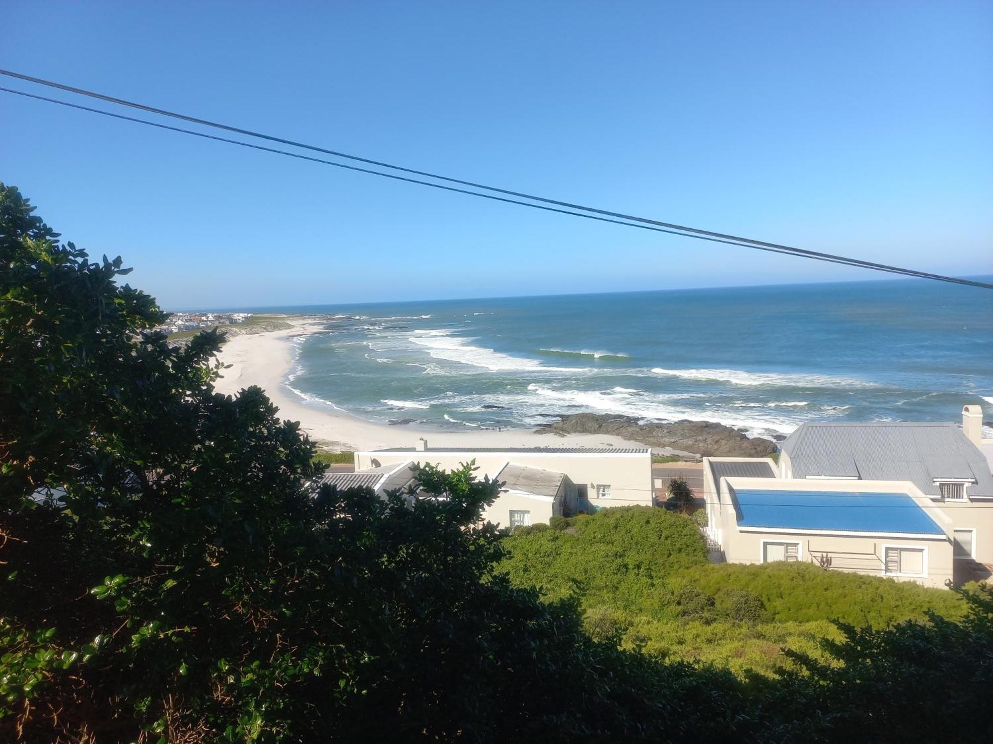 Swept Away Guesthouse - No-Loadshedding Yzerfontein Εξωτερικό φωτογραφία