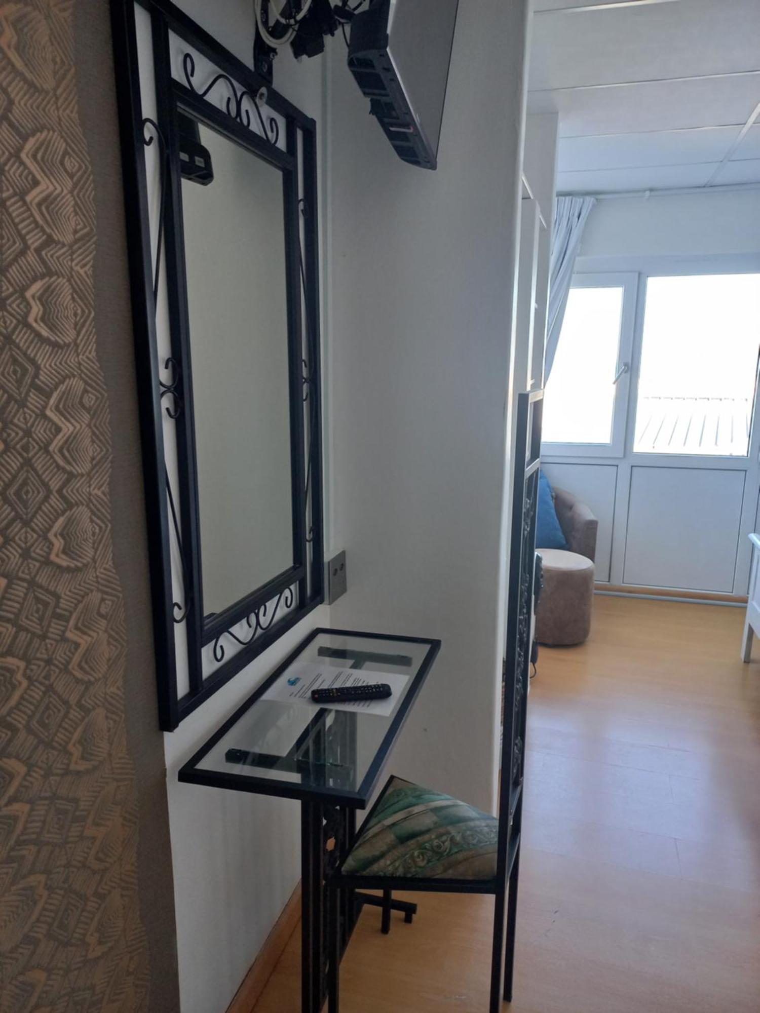 Swept Away Guesthouse - No-Loadshedding Yzerfontein Εξωτερικό φωτογραφία