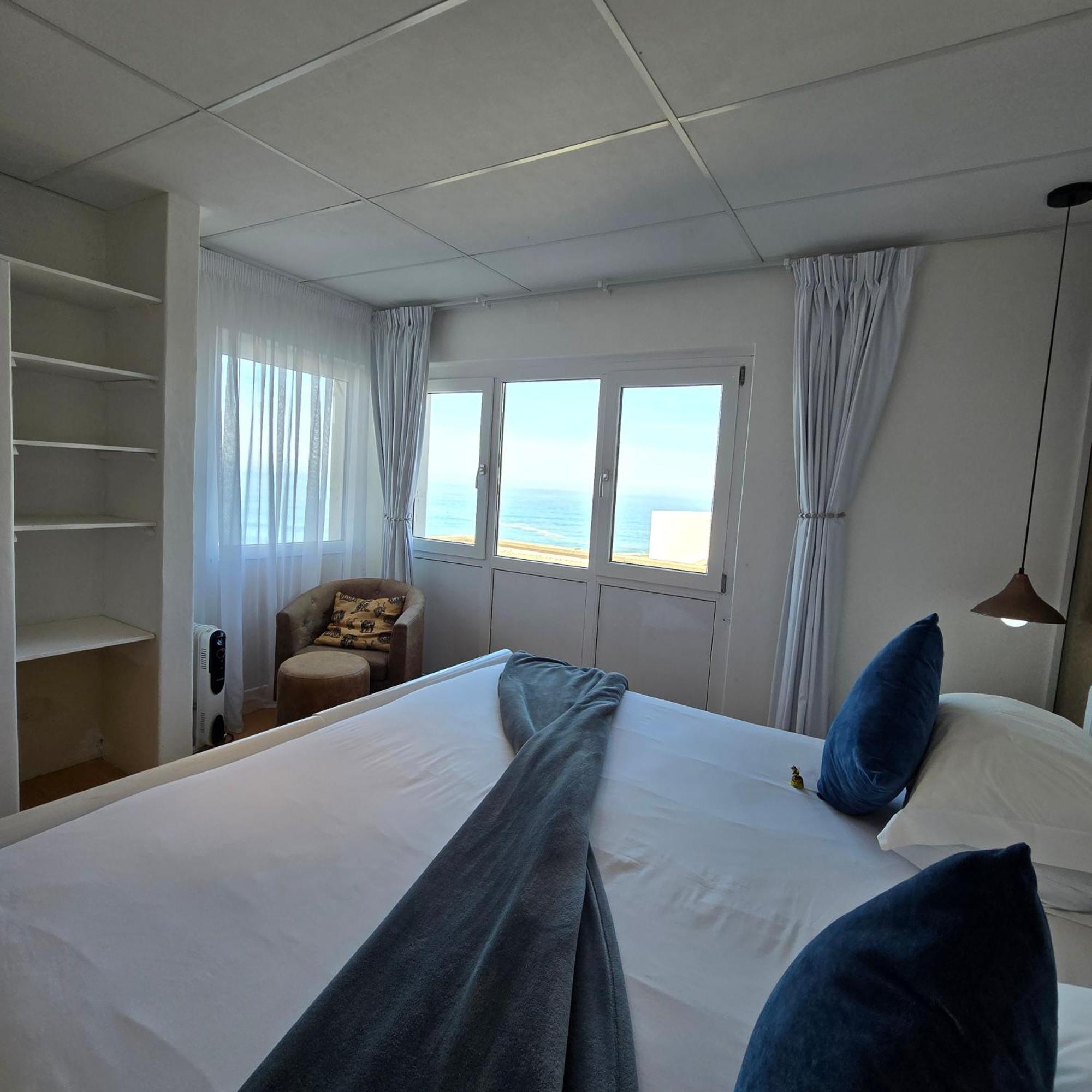 Swept Away Guesthouse - No-Loadshedding Yzerfontein Εξωτερικό φωτογραφία