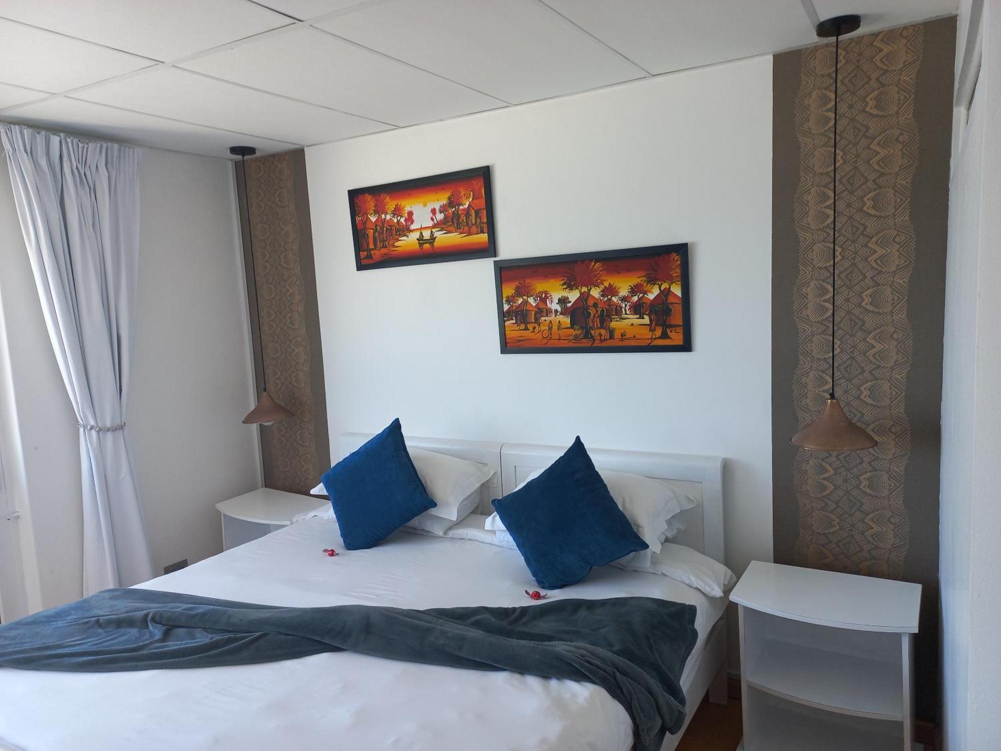 Swept Away Guesthouse - No-Loadshedding Yzerfontein Εξωτερικό φωτογραφία